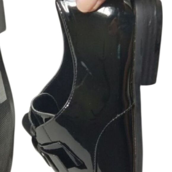  Gazoldo Patent Loafer With Bow - Picture 7 of 7